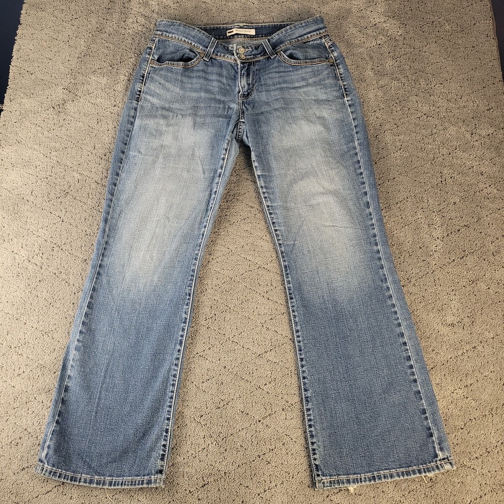 Levis Jeans Womens 10M Blue 529 Curvy Bootcut Low Rise Faded Flap Pocket Stretch